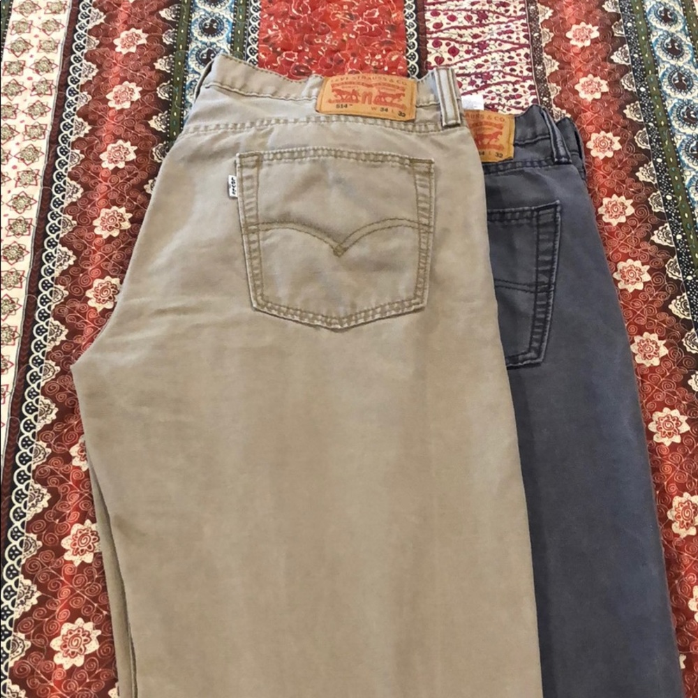 Two pairs of men’s Levi jeans